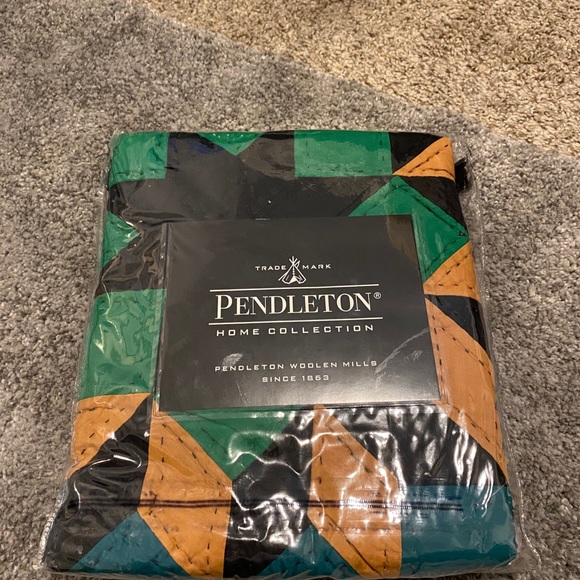 Pendleton Starry Night Twin Bed Set - Picture 2 of 5